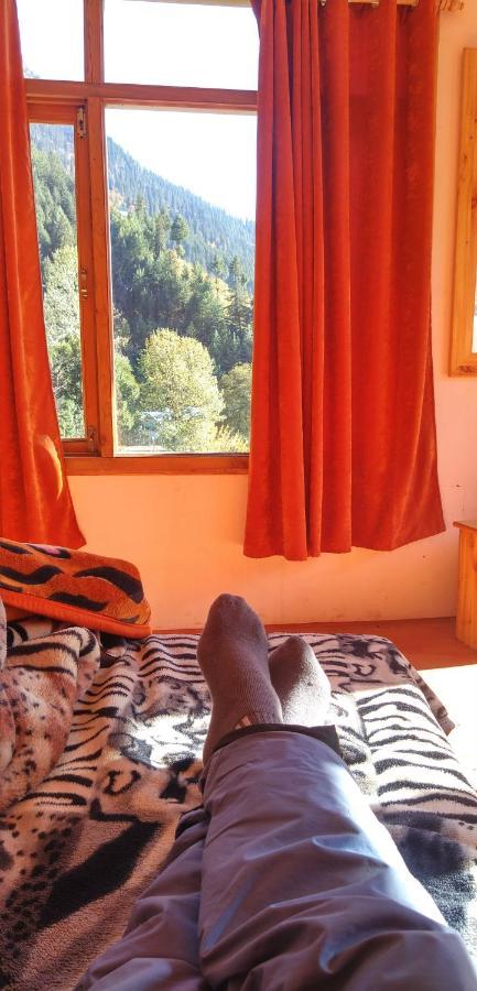 Rasta Cafe And Lodge Manali  Bagian luar foto